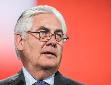 Ρ.Τίλερσον: «Απογοητευτική η αντίδραση της Ρωσίας για την επίθεση στη Συρία» - Πώς έκριναν οι ψηφοφόροι του Τραμπ τα πλήγματα